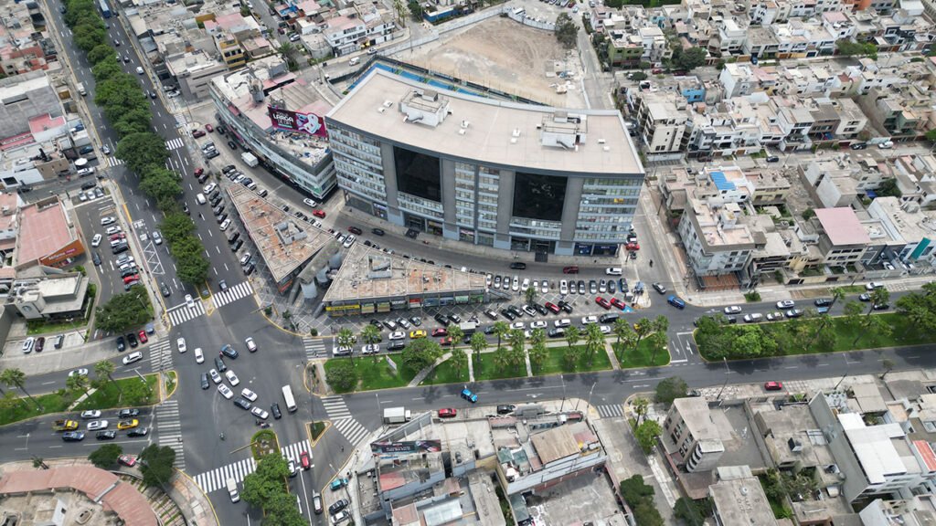 Oficinas en Centro Empresarial en Surco: Una gran oportunidad para negocios